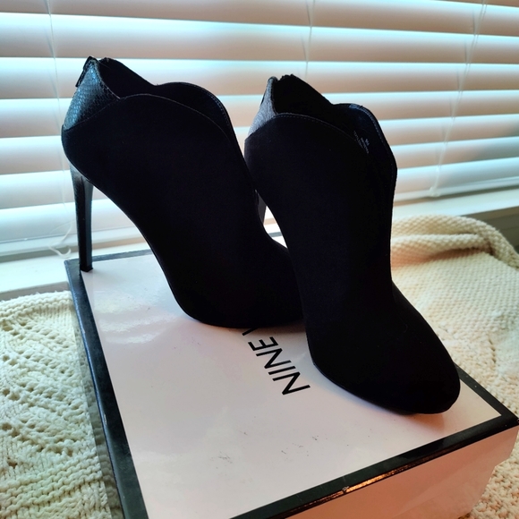 Nine West Shoes - NINE WEST NW7NERRA VEGAN SUEDE STILETTO ANKLE BOOTS WOMEN SIZE 9M